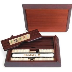 RUMMI4 JUGADORES EN CAJA DE MADERA